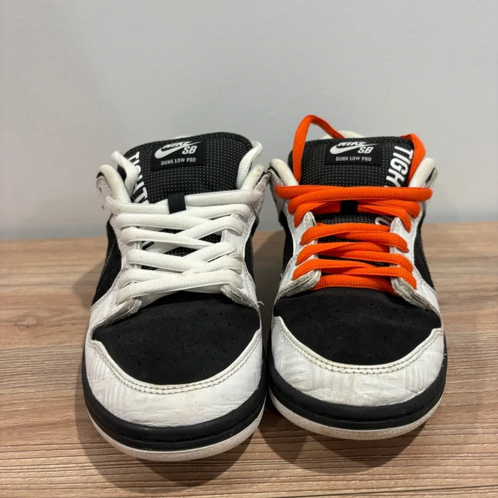 Nike TIGHTBOOTH Dunk Low Pro SB Sneakers Mens Black White size 8.5 FD2629-100